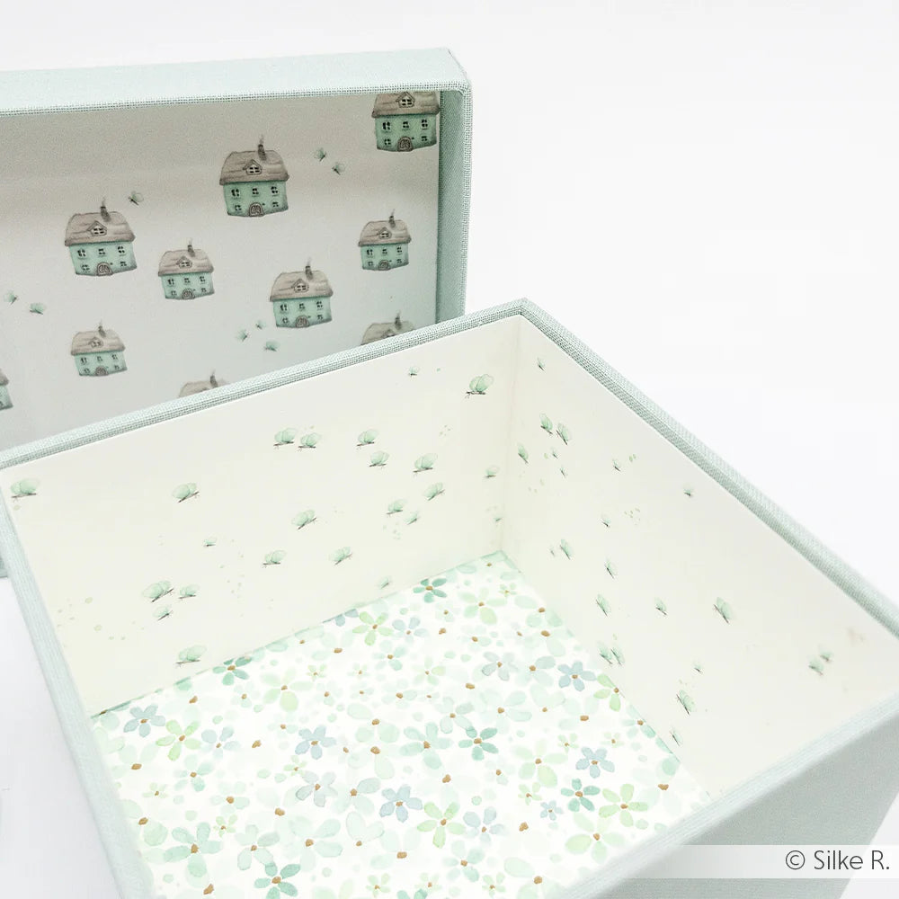 Design paper ' Delicate butterflies mint'- P-AR-10.3522- A.RENKE